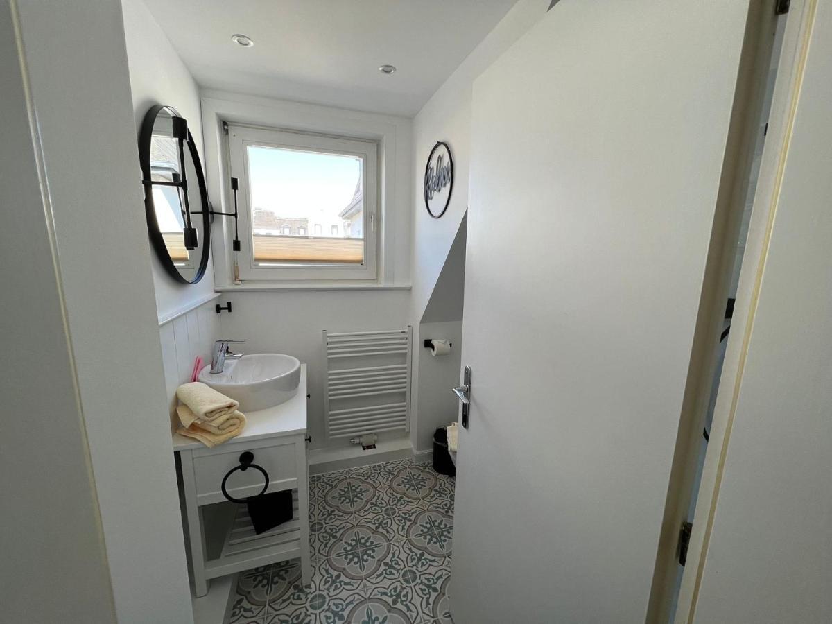 Muck Apartment *